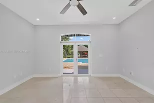 10890 SW 95th St, Miami, FL 33176 - Photo 23
