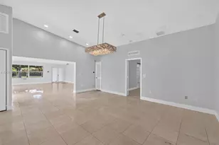 10890 SW 95th St, Miami, FL 33176 - Photo 17
