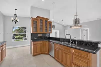 10890 SW 95th St, Miami, FL 33176 - Photo 19