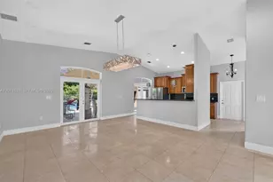 10890 SW 95th St, Miami, FL 33176 - Photo 13