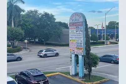 4226 W 16th Ave, Hialeah, FL 33012 - Photo 17