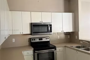 10861 NW 85th Terrace, Doral, FL 33178 - Photo 5