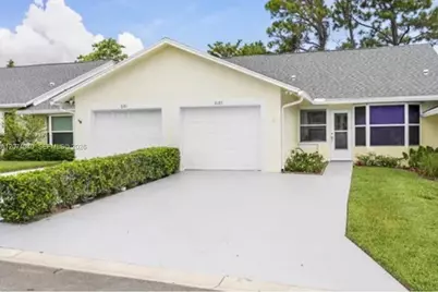 8187 SE Fox Hill Pl, Hobe Sound, FL 33455 - Photo 1