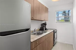 1685 Jefferson Ave, Miami Beach, FL 33139 - Photo 5