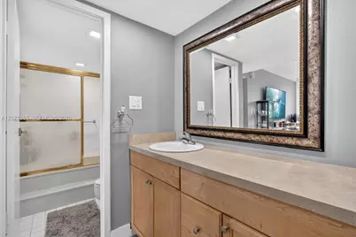 16565 NE 26th Ave #4E, North Miami Beach, FL 33160 - Photo 19