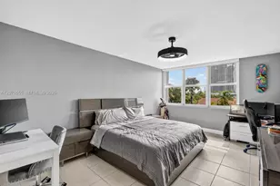 16565 NE 26th Ave, North Miami Beach, FL 33160 - Photo 17