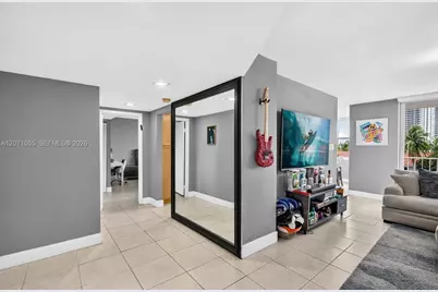 16565 NE 26th Ave #4E, North Miami Beach, FL 33160 - Photo 5