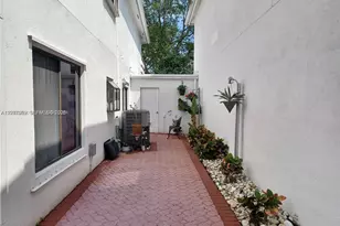 21722 Cromwell Cir, Boca Raton, FL 33486 - Photo 25