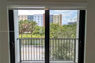 8001 NW 41st St, Doral, FL 33166 - Photo 43