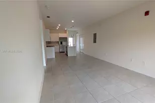 8001 NW 41st St, Doral, FL 33166 - Photo 39