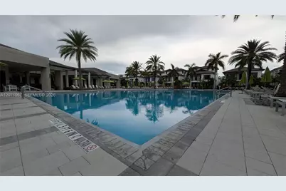 8001 NW 41st St #F-204, Doral, FL 33166 - Photo 19