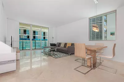 55 SE 6th St #1507, Miami, FL 33131 - Photo 3