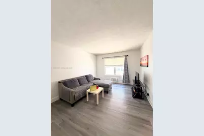 7334 Harding Ave #6, Miami Beach, FL 33141 - Photo 3