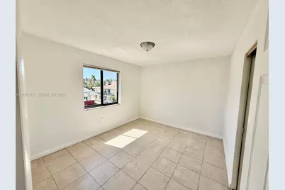 1530 SW 2nd St #304, Miami, FL 33135 - Photo 13
