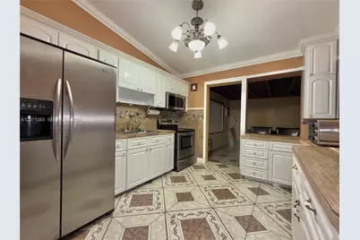 12550 NW 1st Ave, North Miami, FL 33168 - Photo 23