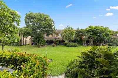 12133 SW 3rd St #12133, Pembroke Pines, FL 33025 - Photo 35