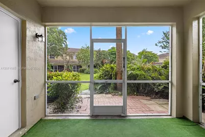12133 SW 3rd St #12133, Pembroke Pines, FL 33025 - Photo 33
