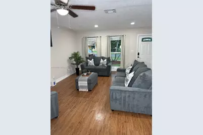 177 Dove Cir, Royal Palm Beach, FL 33411 - Photo 1
