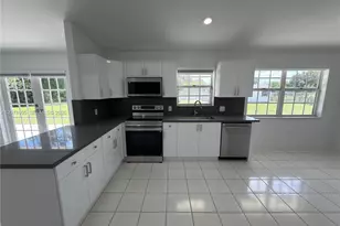 18870 SW 294th Terrace, Homestead, FL 33030 - Photo 9