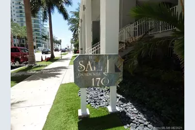 170 SE 14th St #1506, Miami, FL 33131 - Photo 13