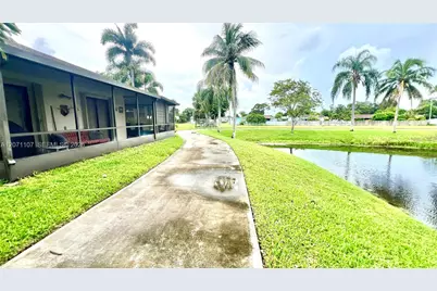 5437 Mendoza St, West Palm Beach, FL 33415 - Photo 39