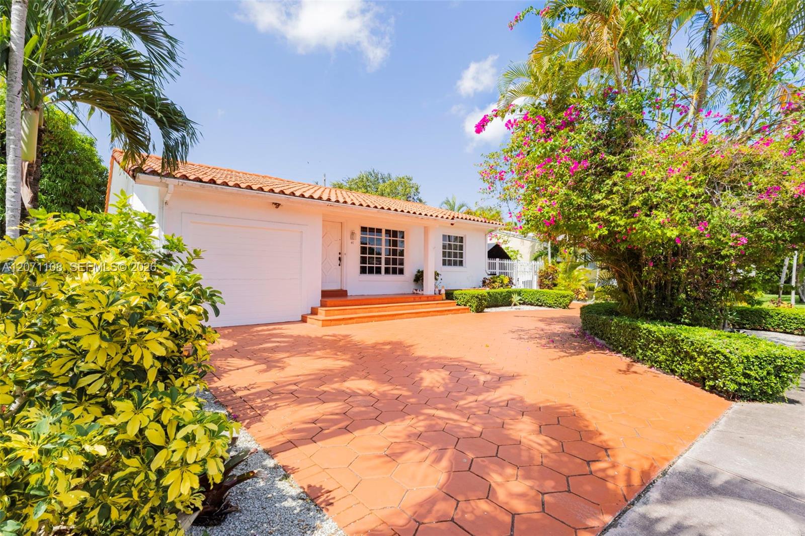 41 Campina Ct - 41 Campina Ct, Coral Gables, FL 33134 Luxury Property | Jose Angel Pina