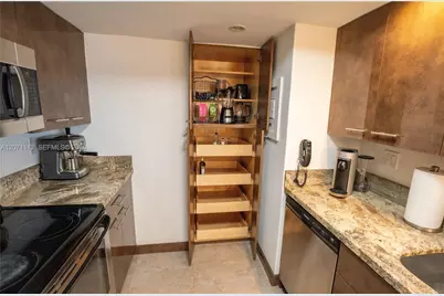 1717 N Bayshore Dr #A-3157, Miami, FL 33132 - Photo 17