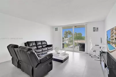 1401 S Ocean Dr #302, Hollywood, FL 33019 - Photo 13