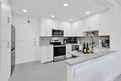 1401 S Ocean Dr #302, Hollywood, FL 33019 - Photo 5