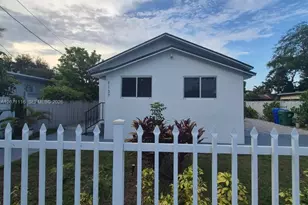 1137 NW 55th St, Miami, FL 33127 - Photo 3