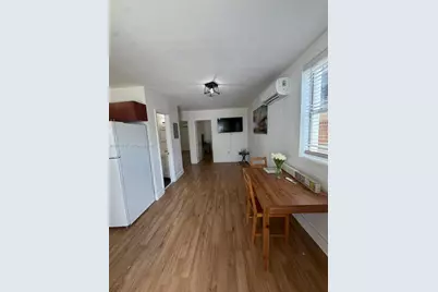 127 NW 47th Ter #4, Miami, FL 33127 - Photo 5