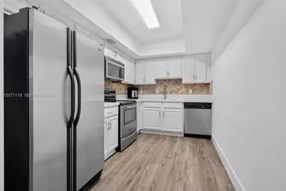 2100 Diana Dr #310, Hallandale Beach, FL 33009 - Photo 9