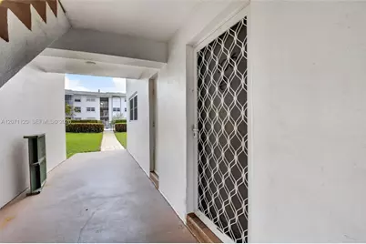 5501 NW 2nd Ave #106, Boca Raton, FL 33487 - Photo 3