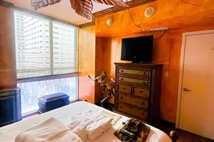 335 S Biscayne Blvd, Miami, FL 33131 - Photo 19