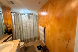335 S Biscayne Blvd, Miami, FL 33131 - Photo 21