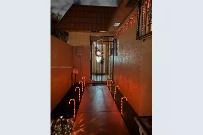 4199 W 18th Ct, Hialeah, FL 33012 - Photo 3