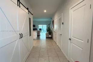 384 NW 11th Ave, Florida City, FL 33034 - Photo 3