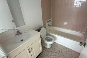 2001 Bay Dr, Miami Beach, FL 33141 - Photo 7