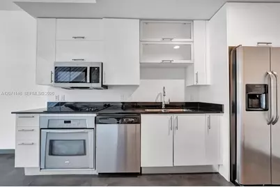 60 SW 13th St #1402, Miami, FL 33130 - Photo 11