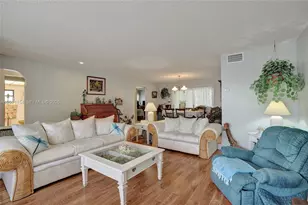 5321 SW 90th Ave, Cooper City, FL 33328 - Photo 9
