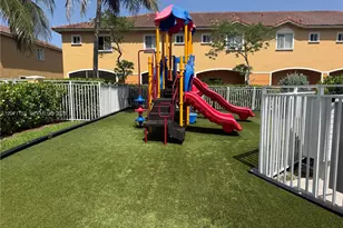 550 St Tropez Ln, Margate, FL 33068 - Photo 21