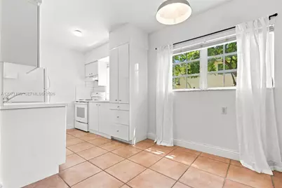 6511 Santona St #C6, Coral Gables, FL 33146 - Photo 9