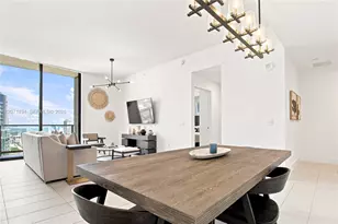 159 NE 6th St, Miami, FL 33132 - Photo 17