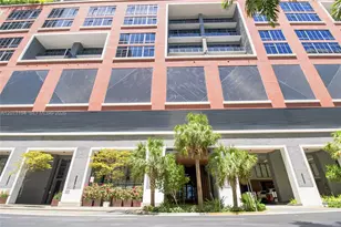 159 NE 6th St, Miami, FL 33132 - Photo 11