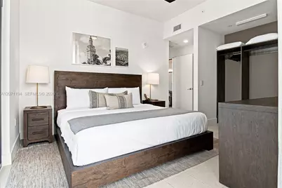 159 NE 6th St #5102, Miami, FL 33132 - Photo 25