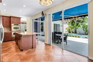 1051 W Bel Aire Dr W, Pembroke Pines, FL 33027 - Photo 11