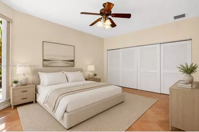 1051 W Bel Aire Dr W, Pembroke Pines, FL 33027 - Photo 13