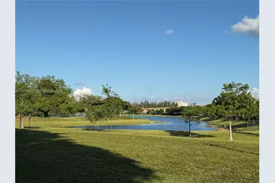 671 NE 195th St #205E, Miami, FL 33179 - Photo 37