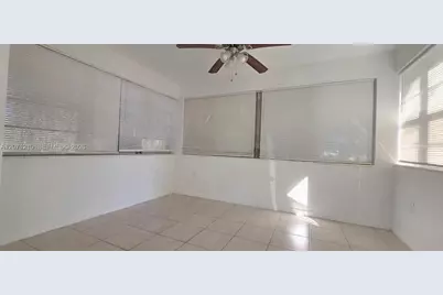 2781 NW 13th Ct, Fort Lauderdale, FL 33311 - Photo 5