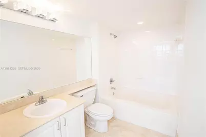 90 Alton Rd #2204, Miami Beach, FL 33139 - Photo 17